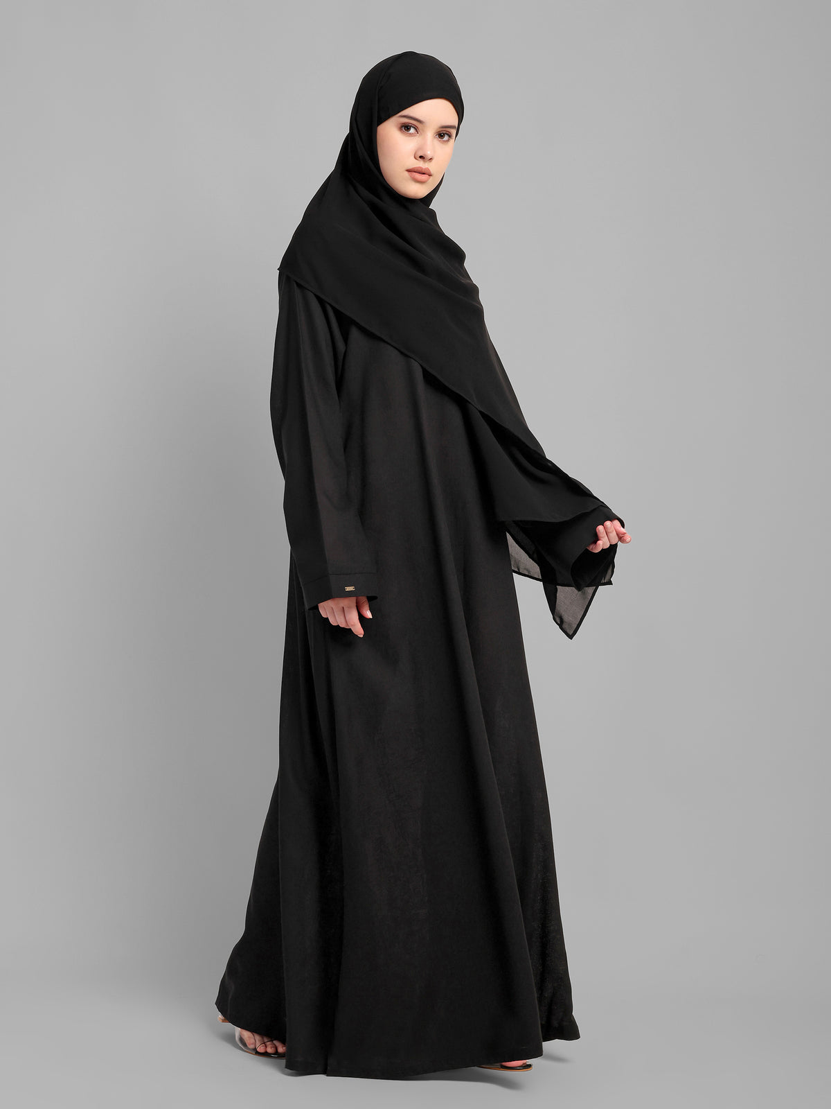 Linen Abaya with Wide Sleeves