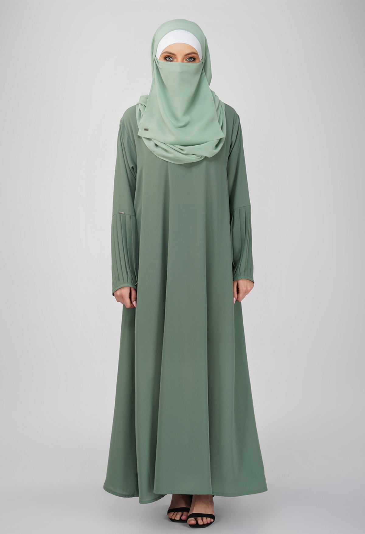Turf Mint Green Pleated Balloon Sleeves Abaya Set