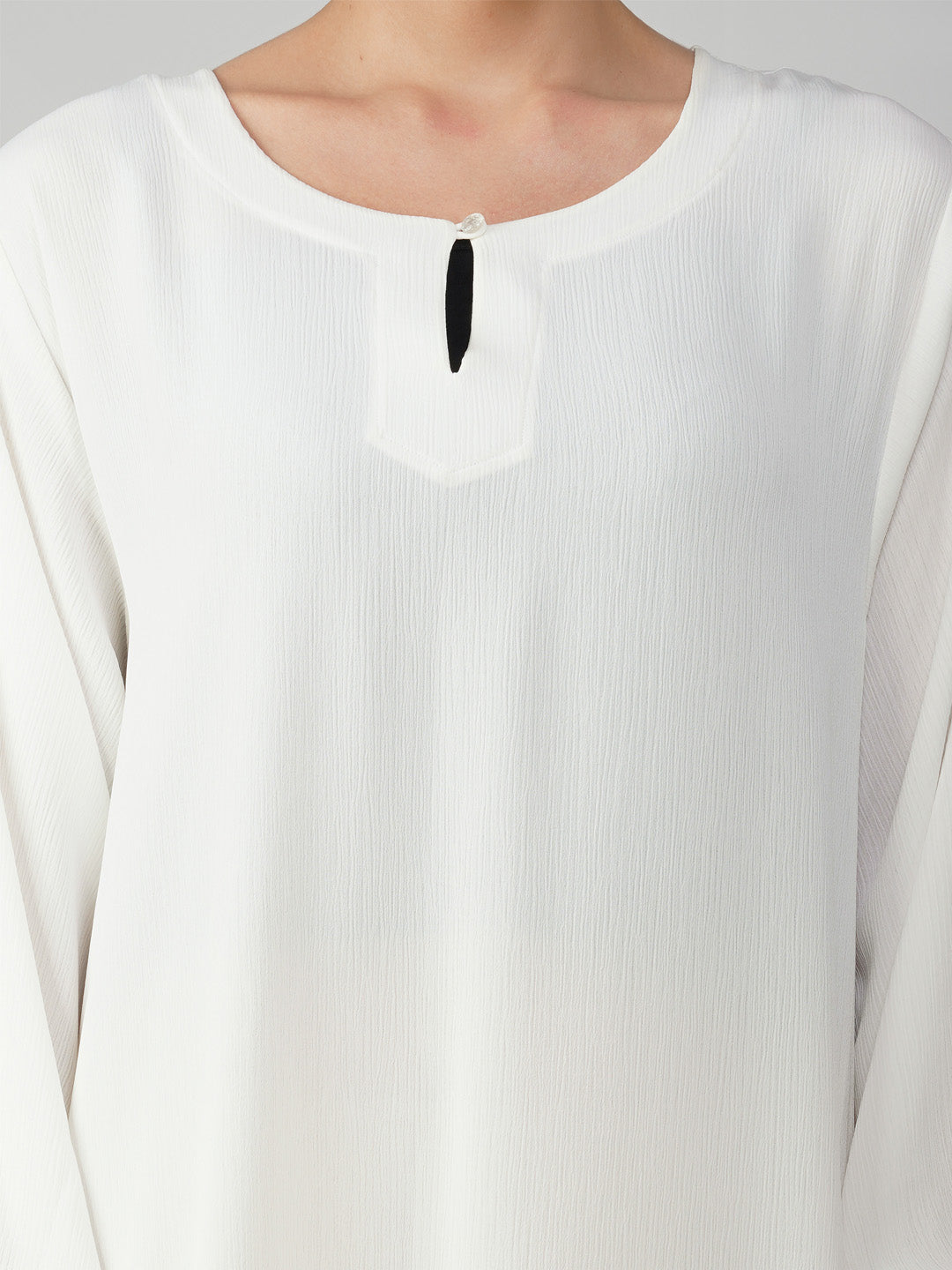 Noor Abaya With Smocked Sleeves