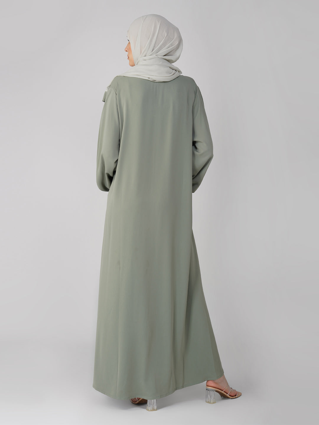 Classic Abaya Wih Elastic Sleeves