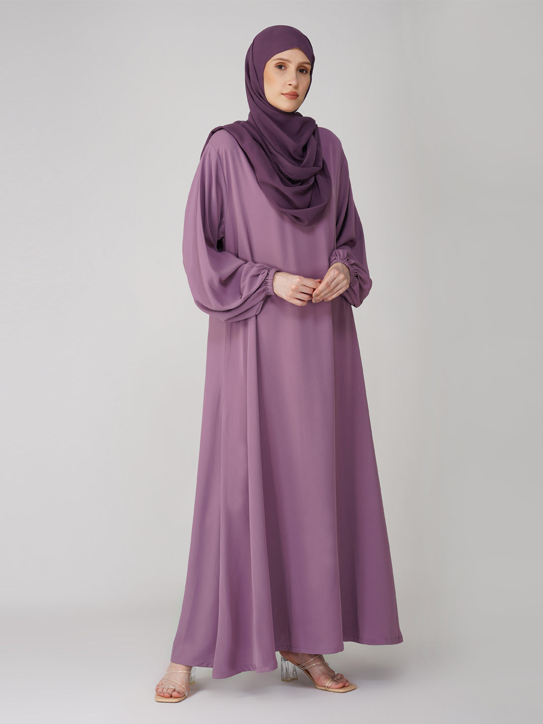 Classic Abaya Wih Elastic Sleeves