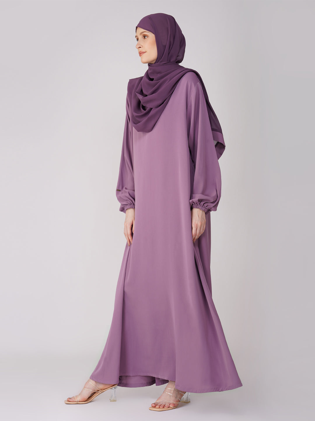 Classic Abaya Wih Elastic Sleeves