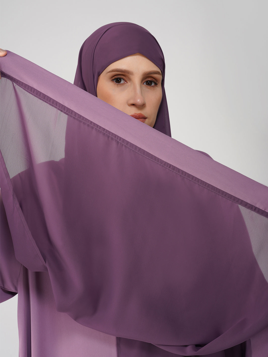Classic Abaya Wih Elastic Sleeves
