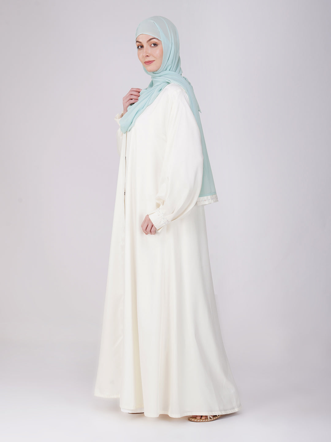 Aynaz Front Open Handwork Abaya Set