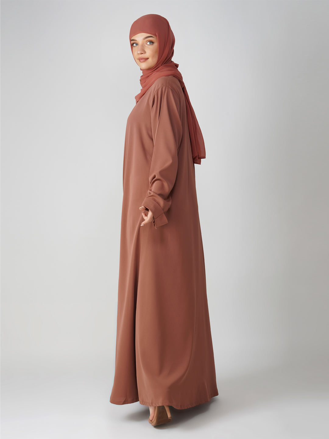 Basic Abaya With Fold Sleeves Set
