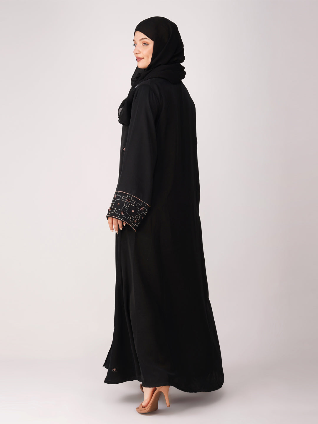 Zunairah Front Open Handwork Abaya