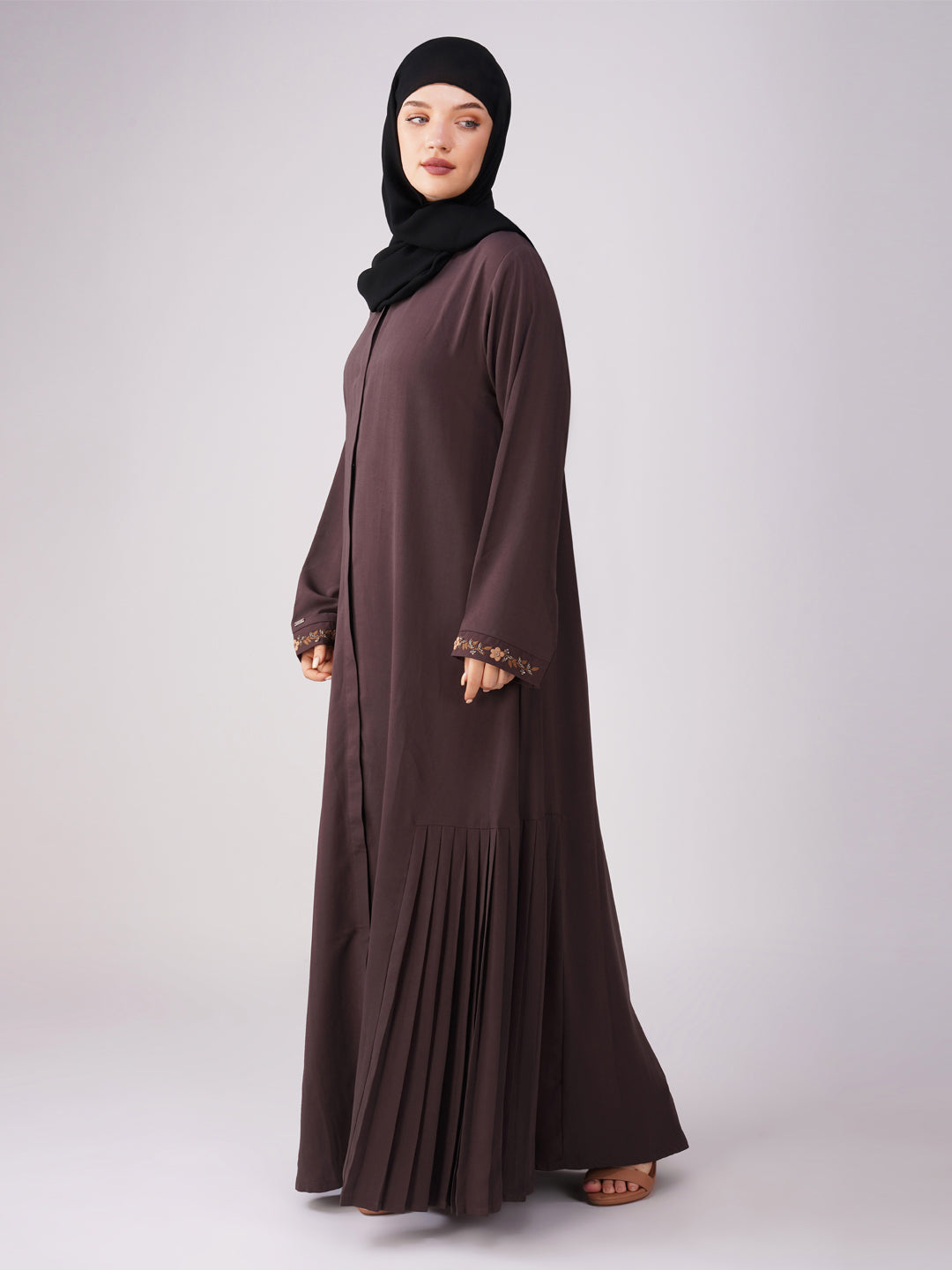 Tanzeena Bottom Pleats Handwork Abaya Set
