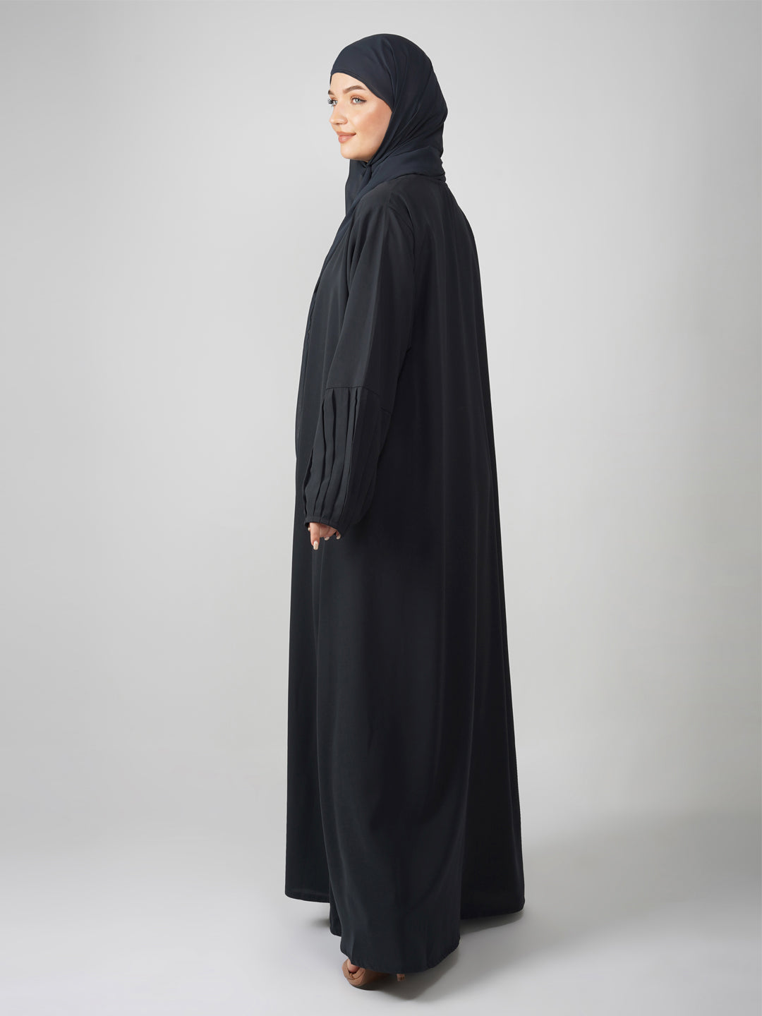 Bushra Pleated Sleeves Abaya Set