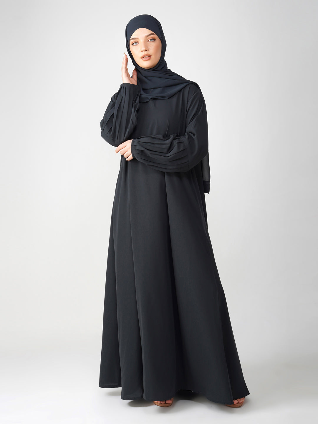 Bushra Pleated Sleeves Abaya Set