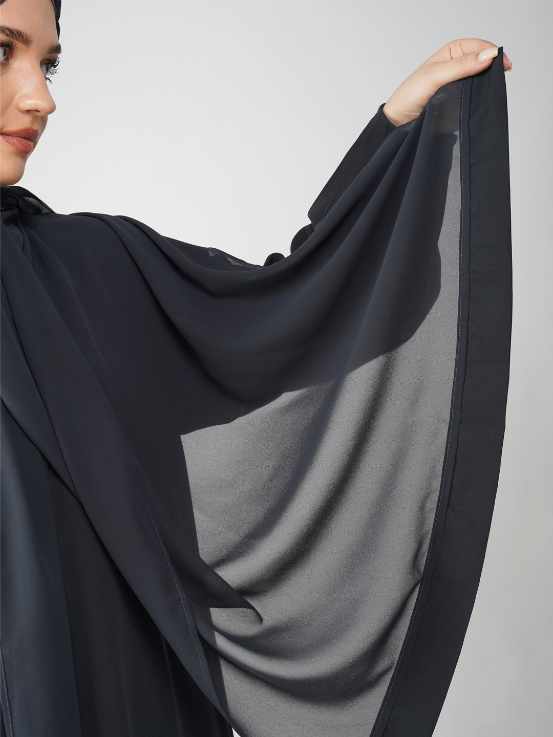 Bushra Pleated Sleeves Abaya Set