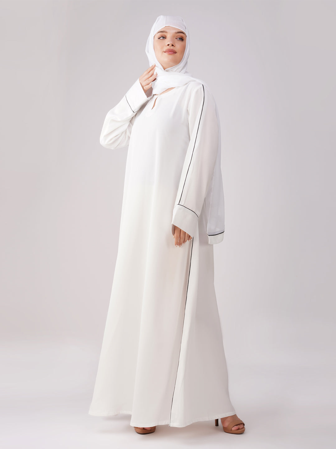 Sauda Piping Nida Abaya Set