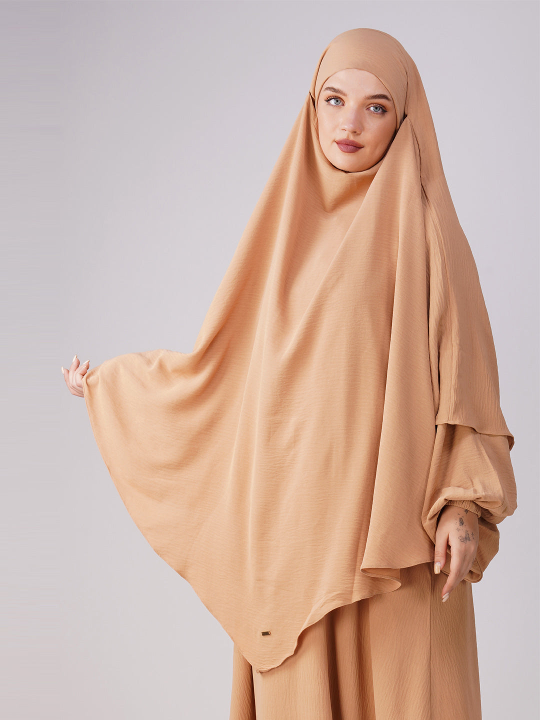 Ayesha Abaya Set With Bat Sleeves