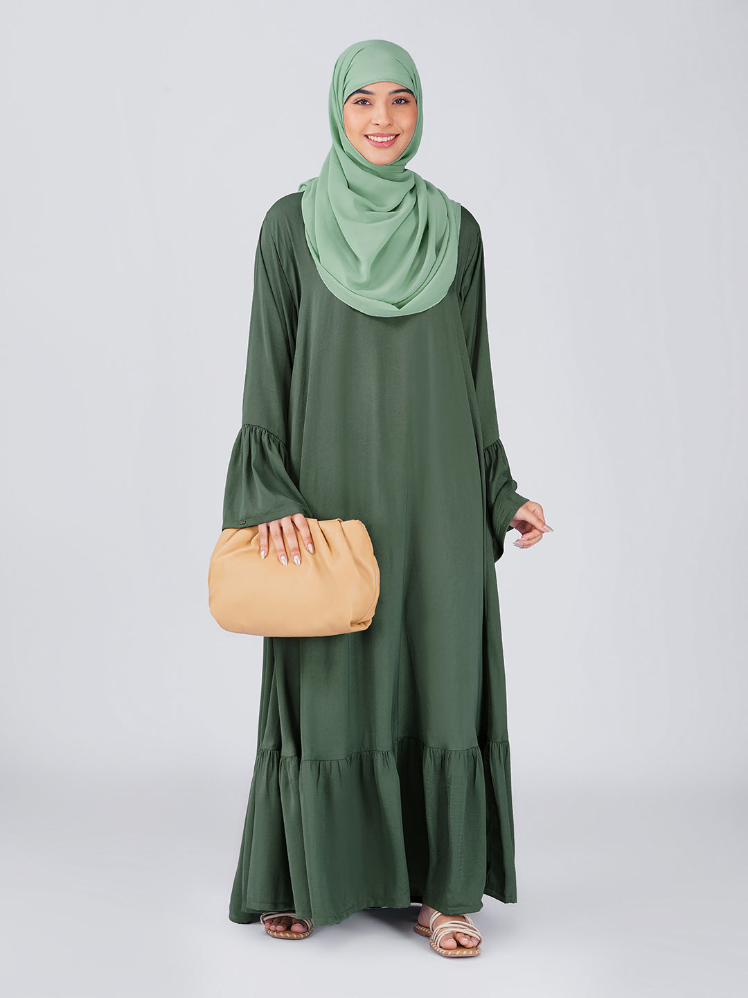 Sahar Harir Masood Abaya Set