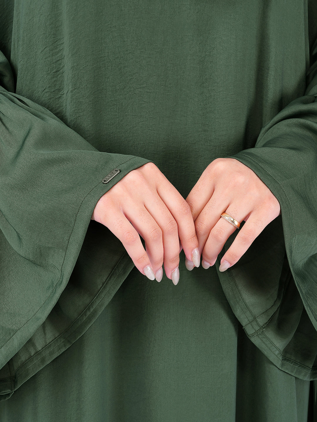 Sahar Harir Masood Abaya Set