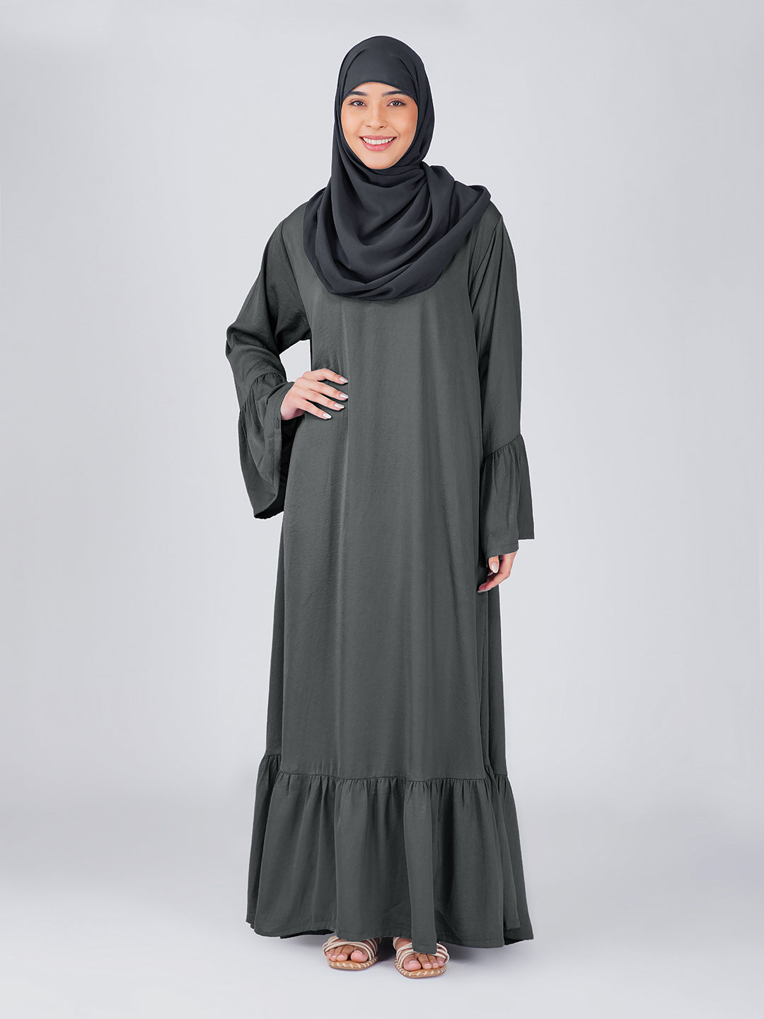 Sahar Harir Masood Abaya Set