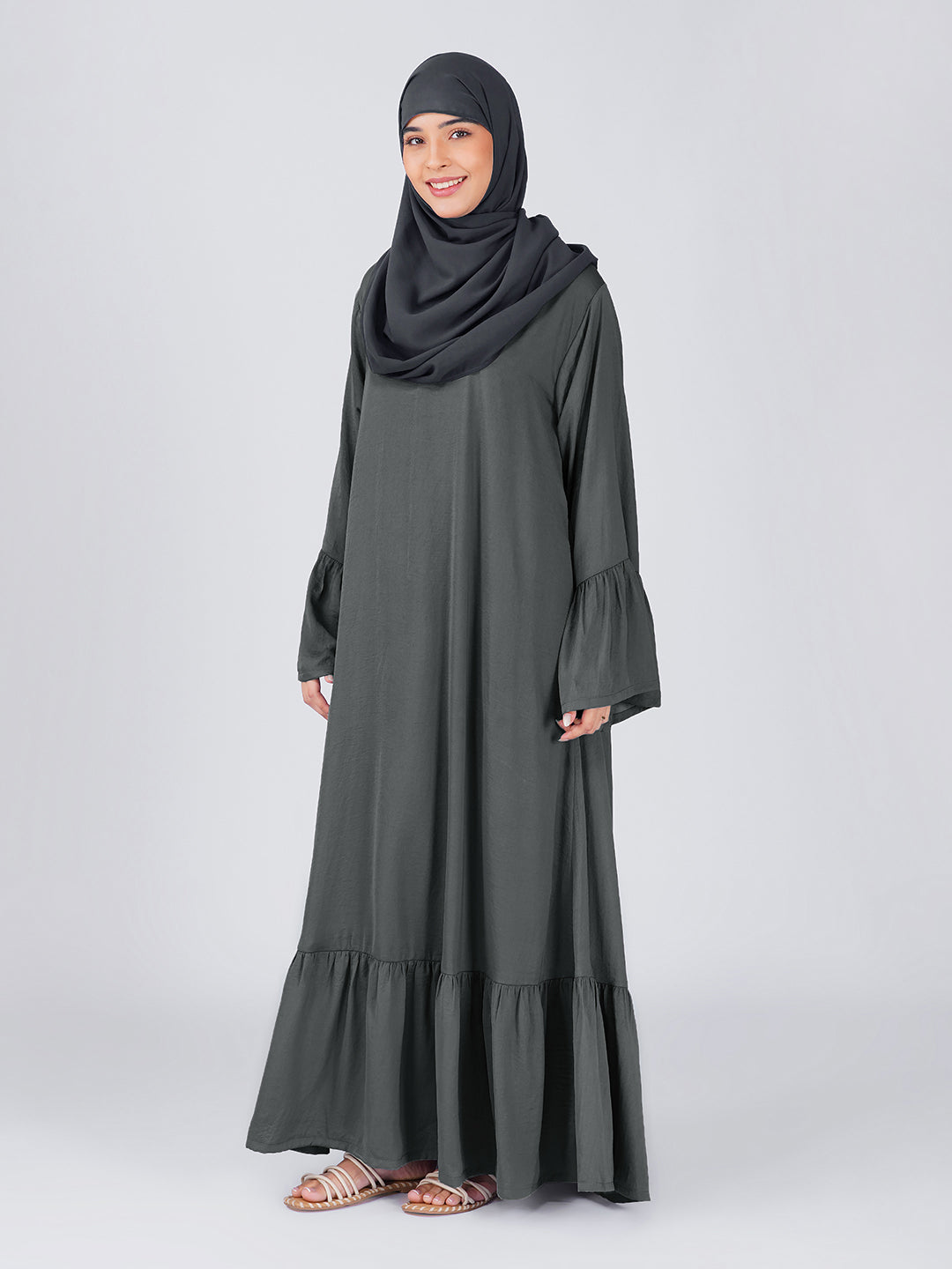 Sahar Harir Masood Abaya Set