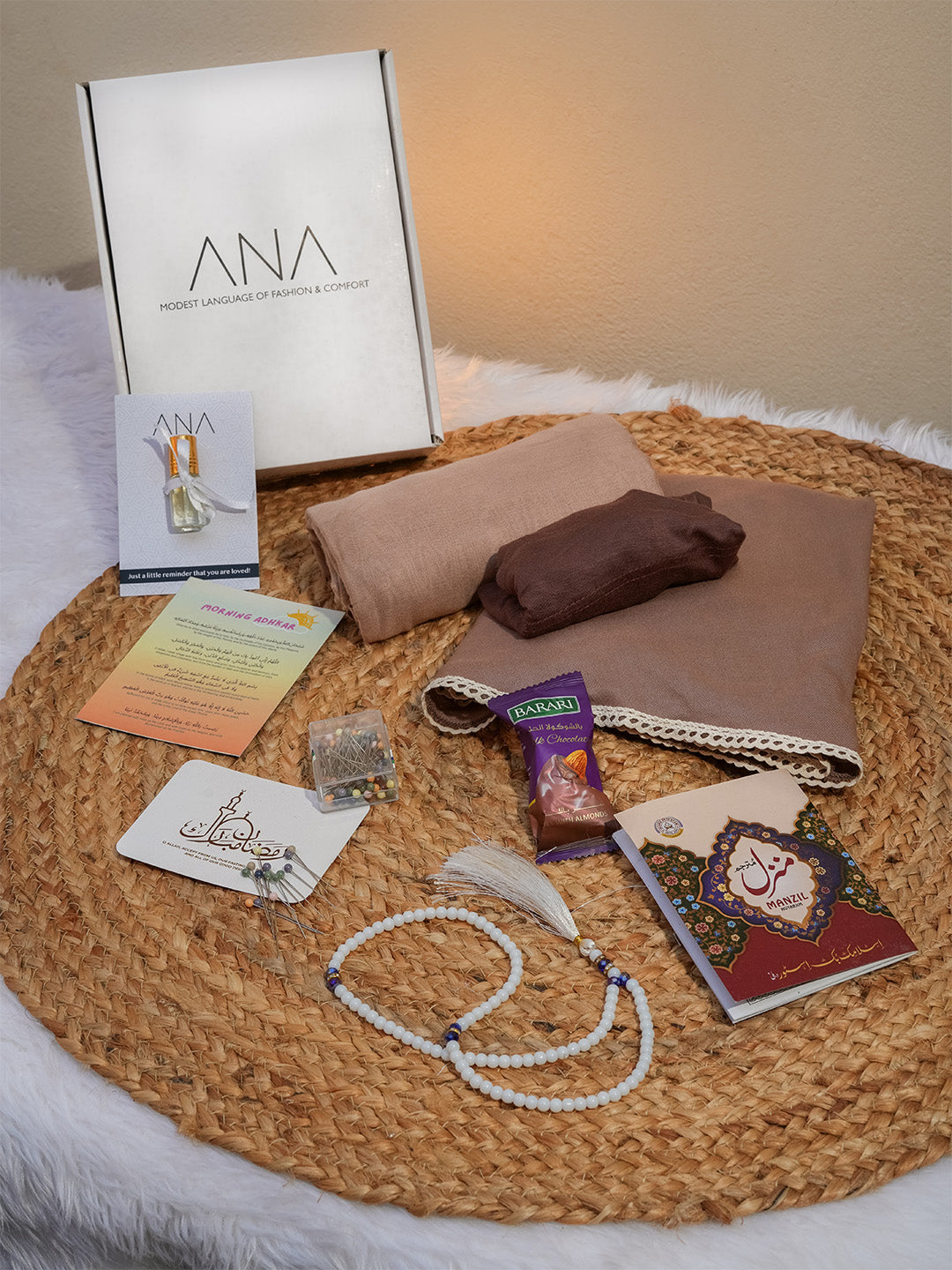 Ardh Hadiya Box | Budget Friendly Gift Hamper | Perfect for Family, Sister, Ammi, Friend,Â Relatives
