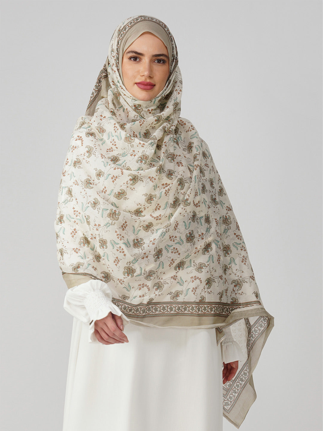 Sakinah Hadiya Box | Budget Friendly Namaz Dupatta Set | Perfect For Ammi, Sister, Wife, Family