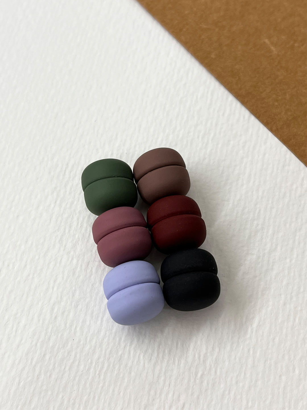 Round Matte Hijab Magnet-Set Of 2