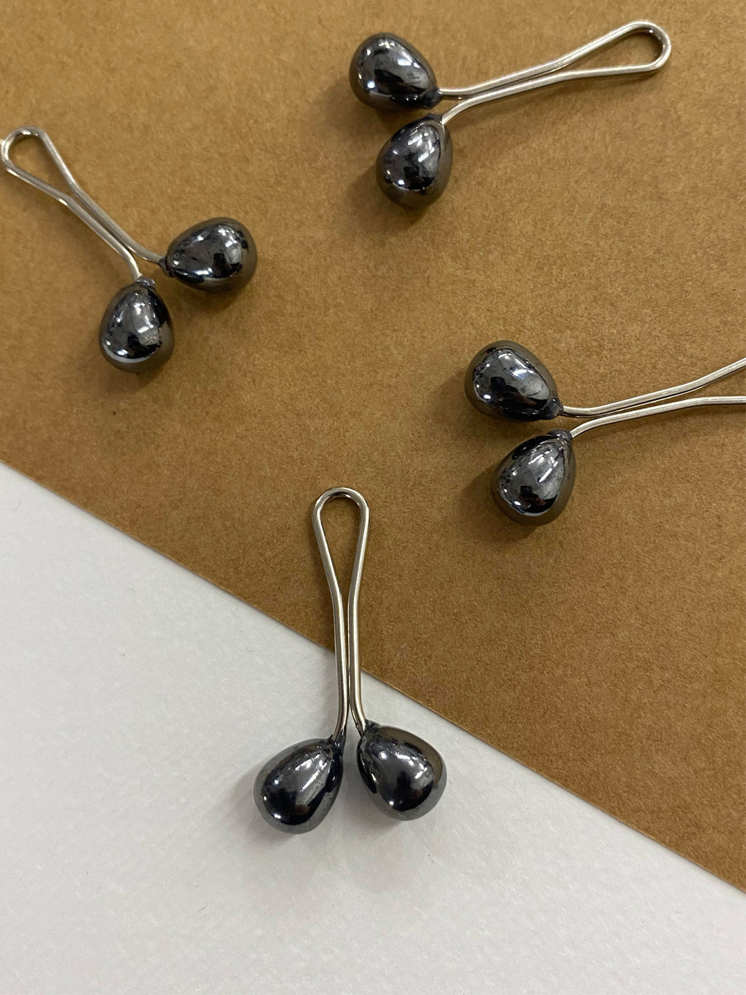 Drop Pearl Glider Pin-Set Of 5