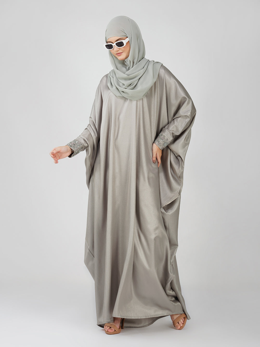 Aniqa Handwork Kaftan Set