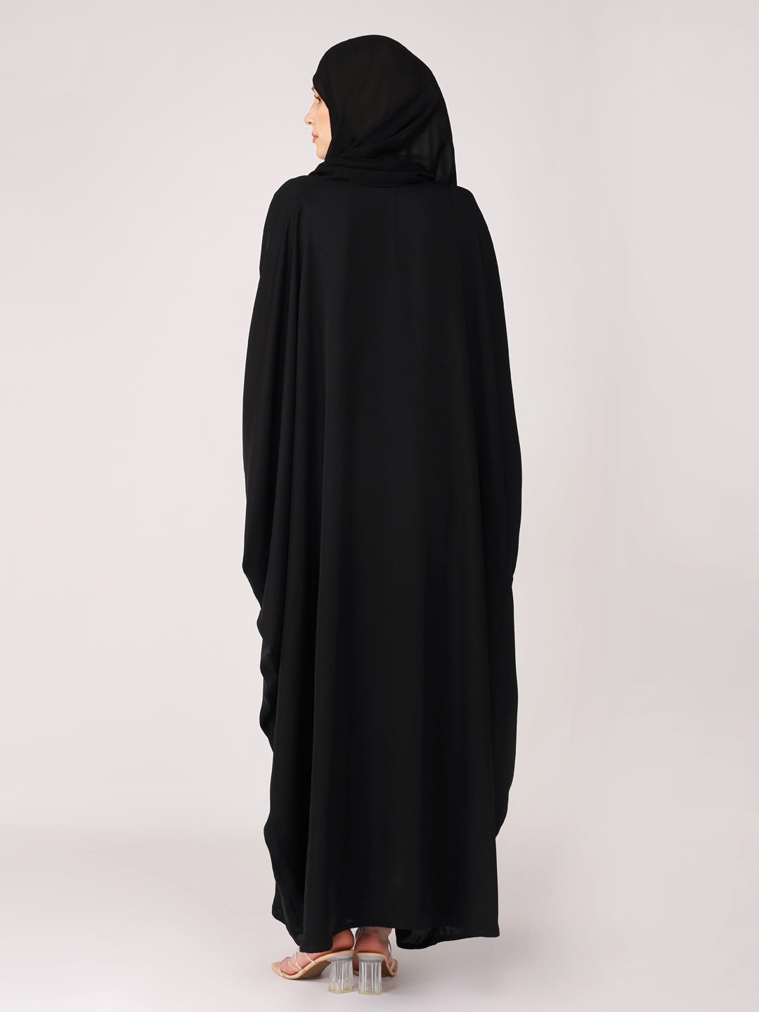 Hoor Kaftan With Handwork Detail At Cuff