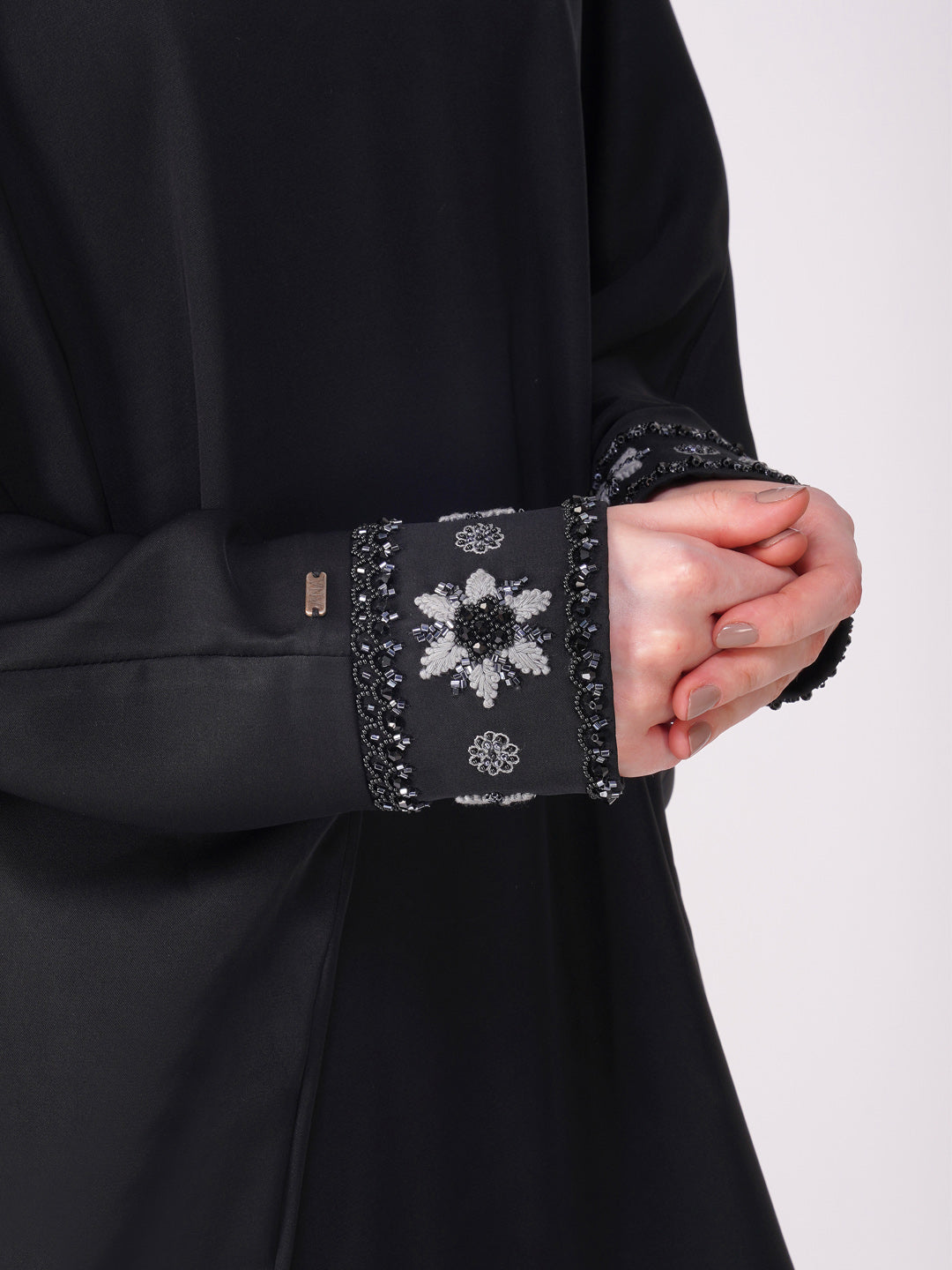 Hoor Kaftan With Handwork Detail At Cuff