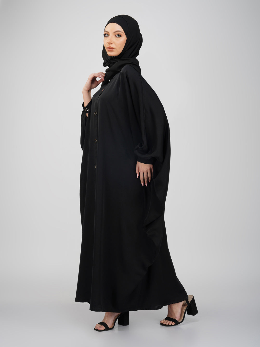 Classic Kaftan with Show Button Detail