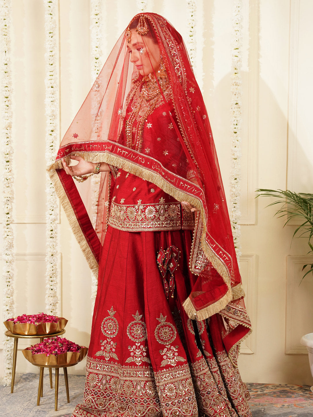 Bridal Dupatta - Floral Hand Work And Border Work At Front