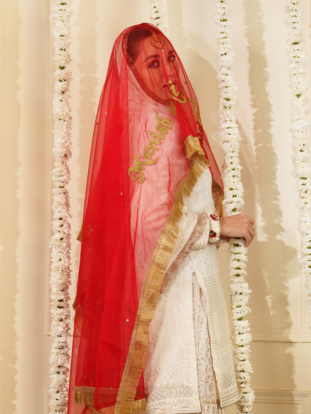 Bridal Dupatta - Centre Embroidery