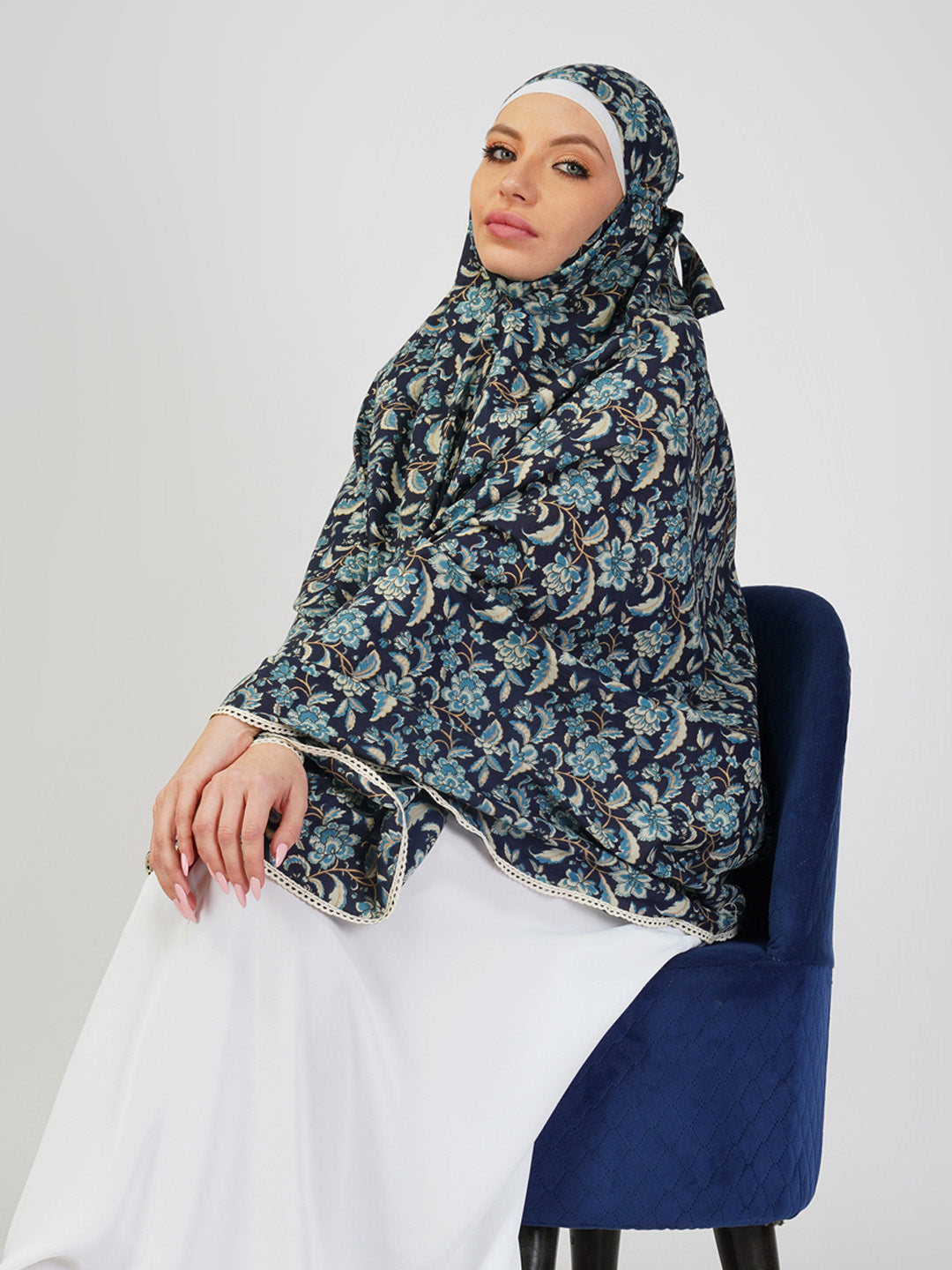 Madiha Blue Floral Cotton Namaz Makhna
