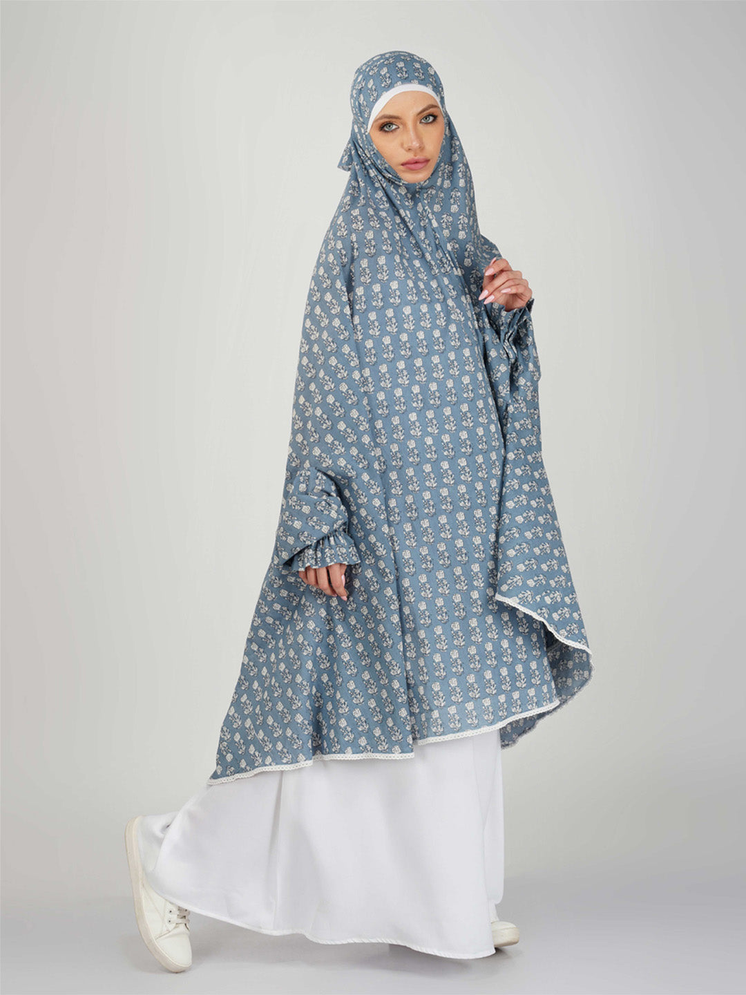 Nargis Rose Floral Knee Length Cotton Namaz Makhna
