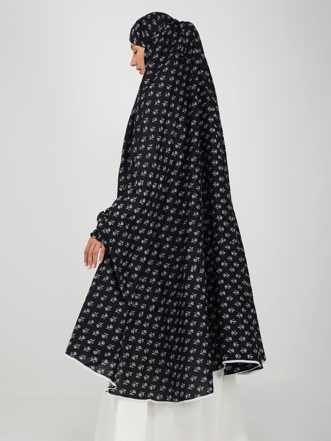 Eshaal Black Floral Knee Length Cotton Namaz Makhna