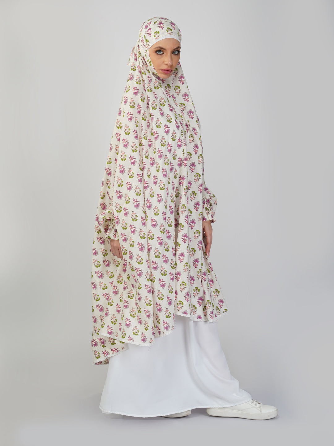 Nilofar Subtle Hibiscus Floral Knee Length Cotton Namaz Makhna
