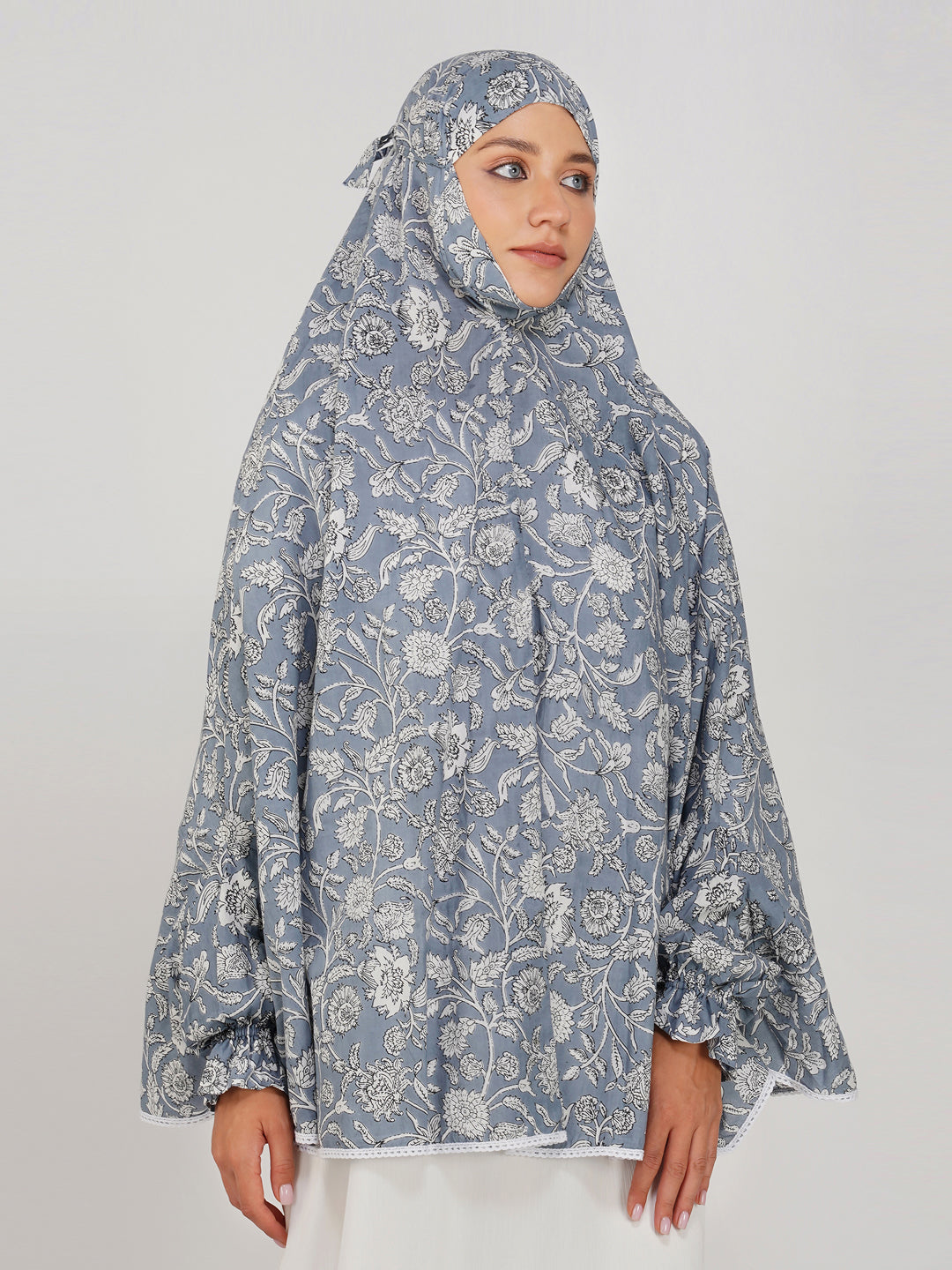 Gulnoor Grey Floral Cotton Namaz Makhna