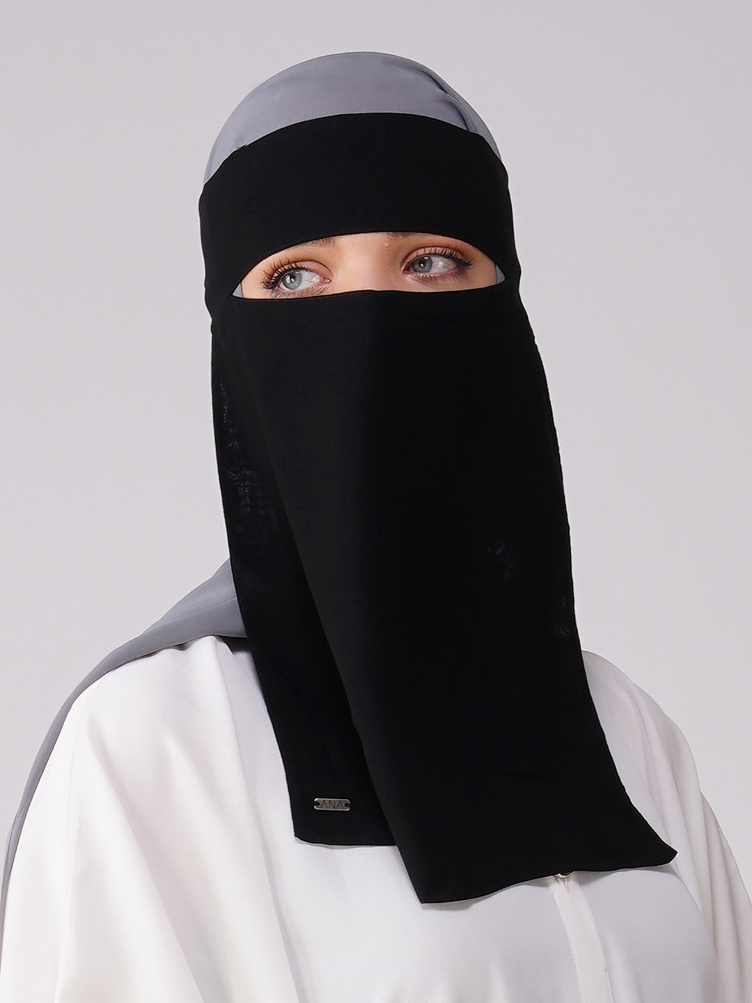 Pinched Eye Niqab