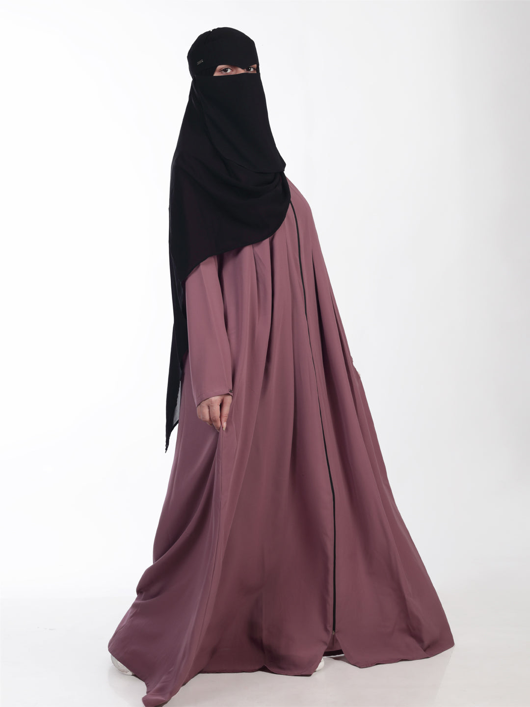 Front Pleated Full Length Zip Abaya