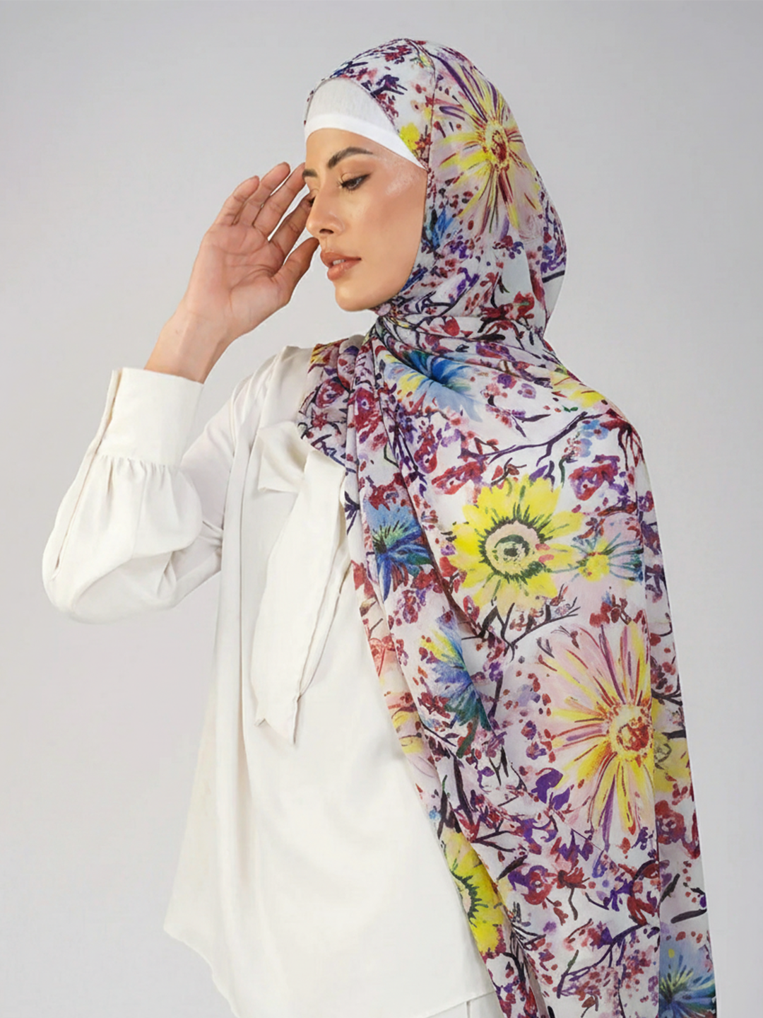 Ayn Multicolour Printed Hijab